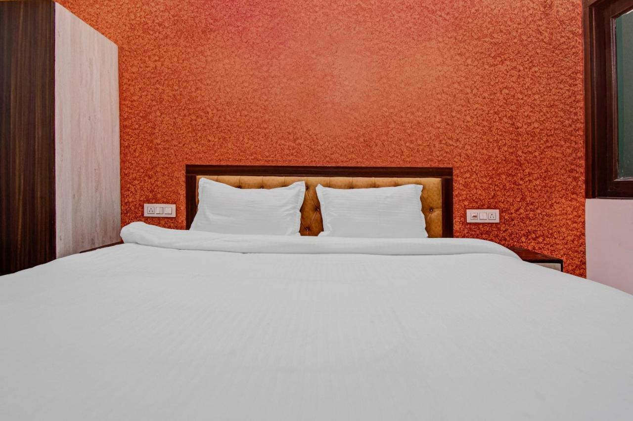 Townhouse The Lotus Hotell Jaipur Exteriör bild