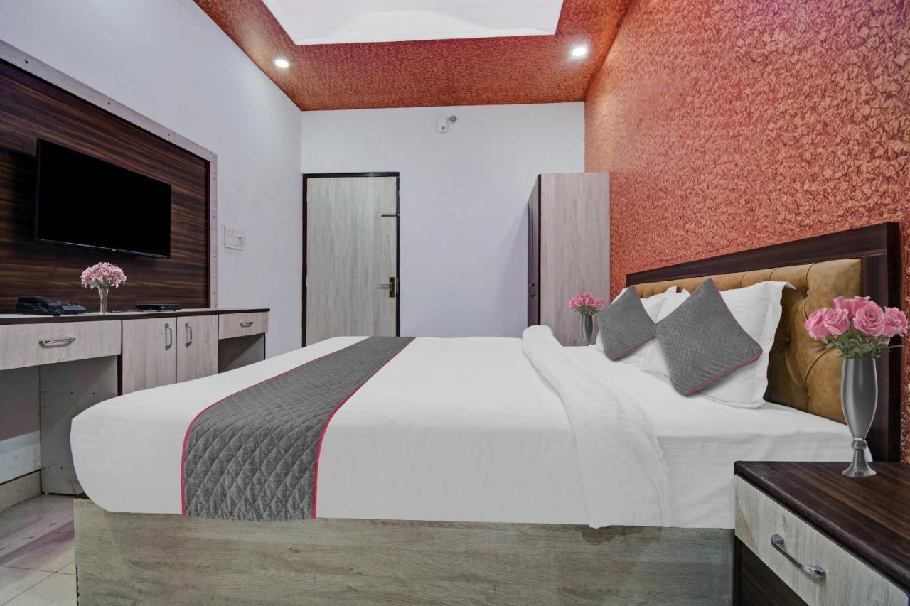 Townhouse The Lotus Hotell Jaipur Exteriör bild
