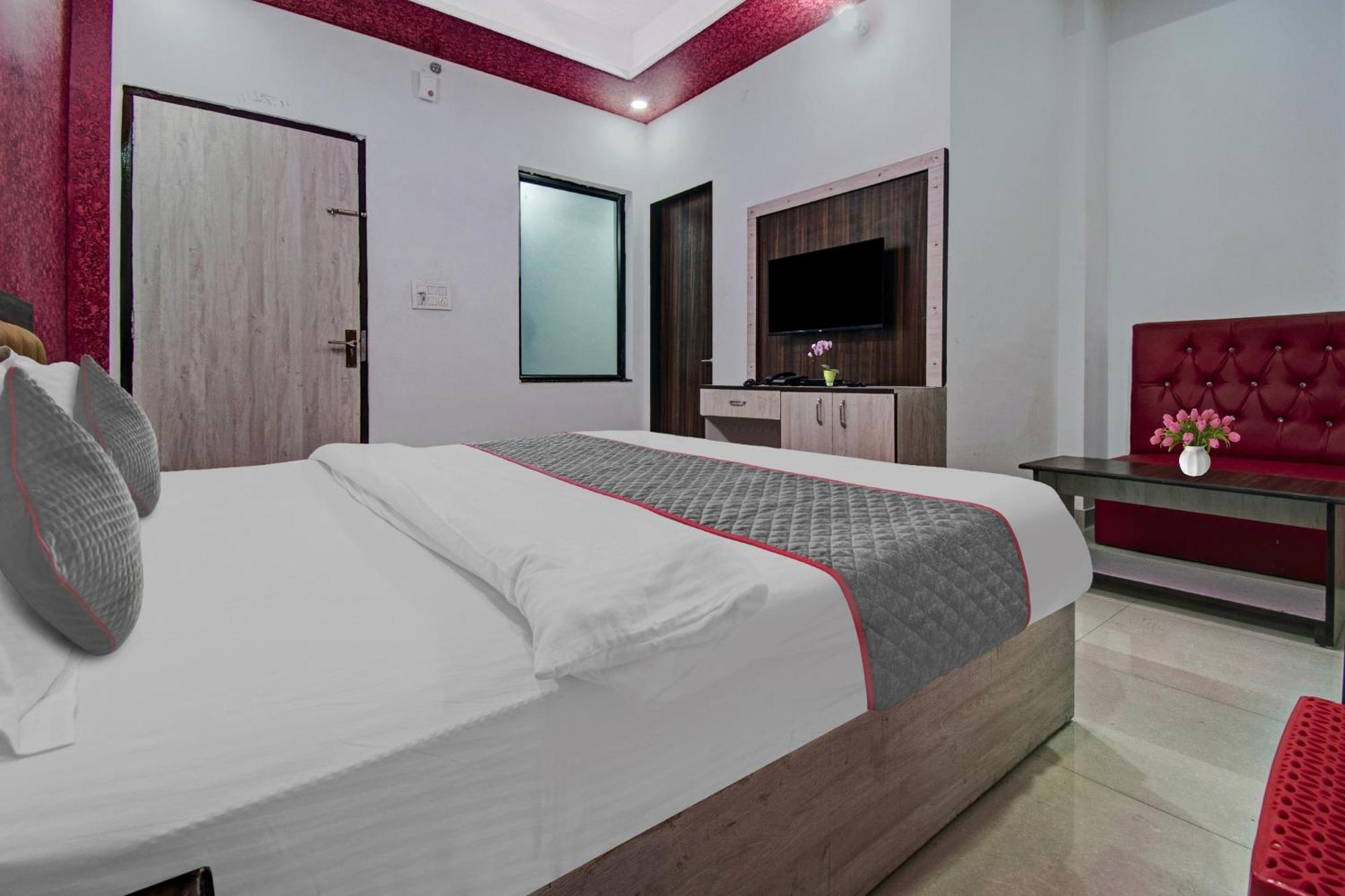 Townhouse The Lotus Hotell Jaipur Exteriör bild