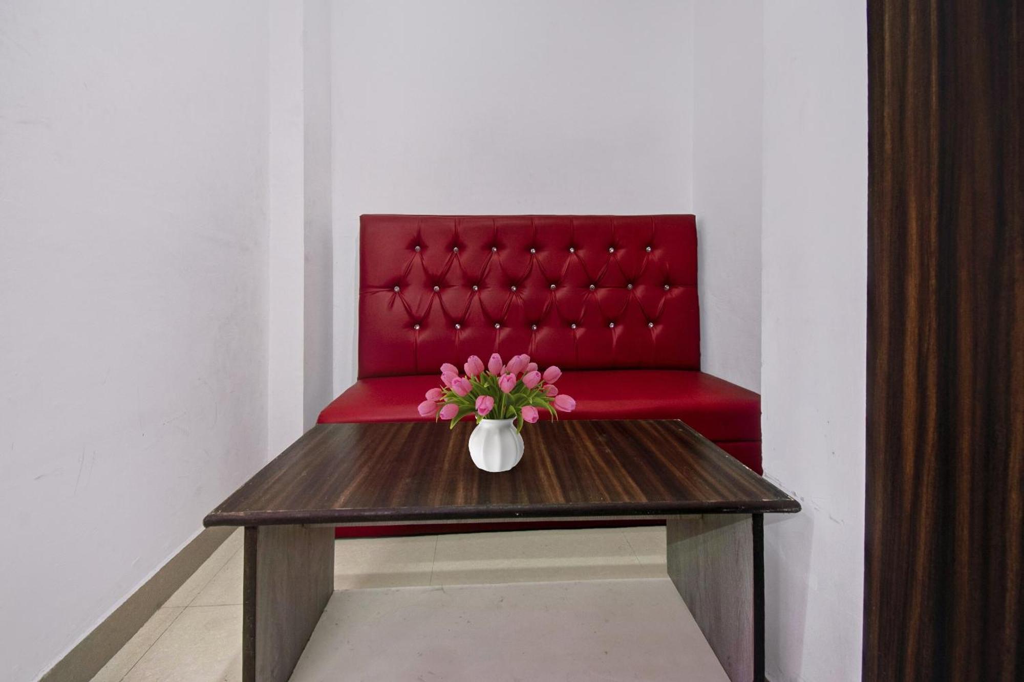 Townhouse The Lotus Hotell Jaipur Exteriör bild